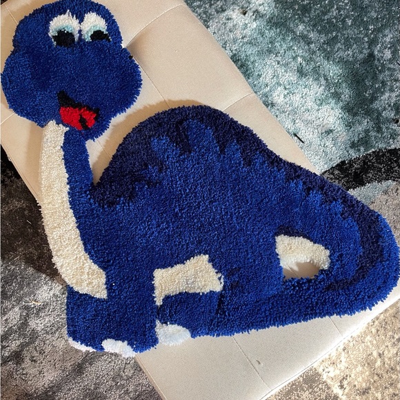 Candles and Custom Rugs - Picture 5 of 14